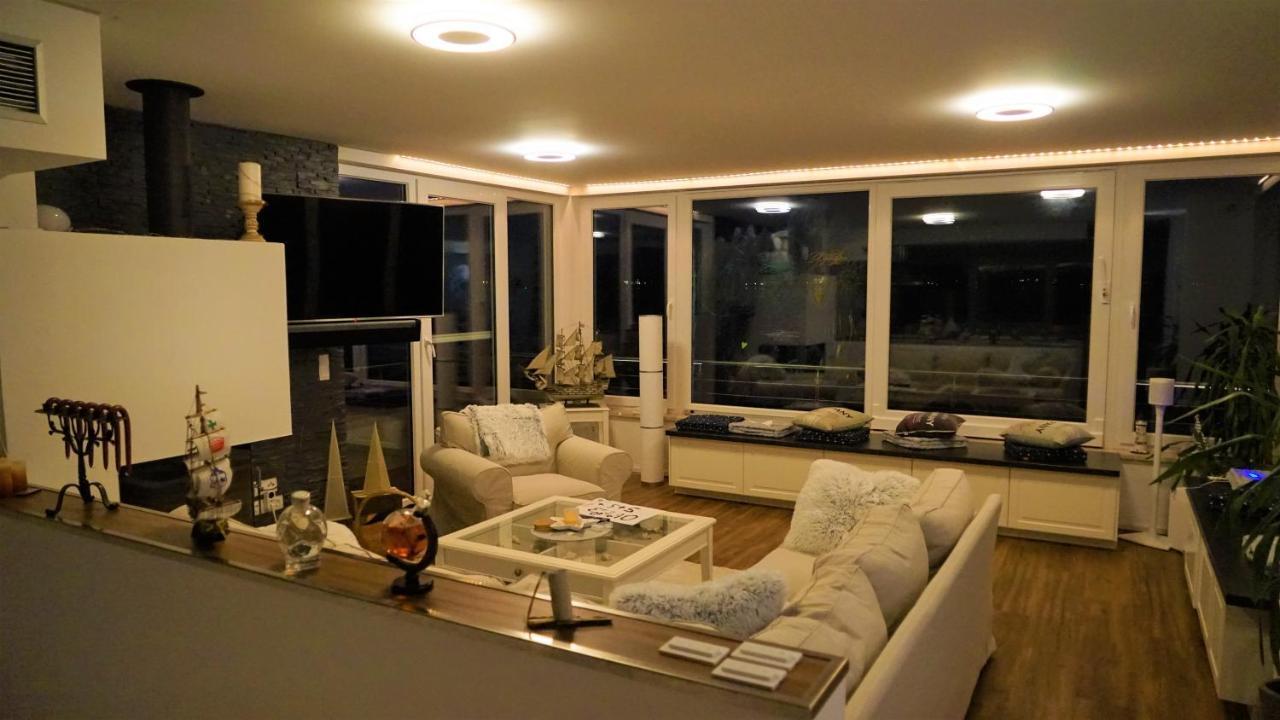 Schwimmendes Haus Robby II Villa Bitterfeld-Wolfen Luaran gambar