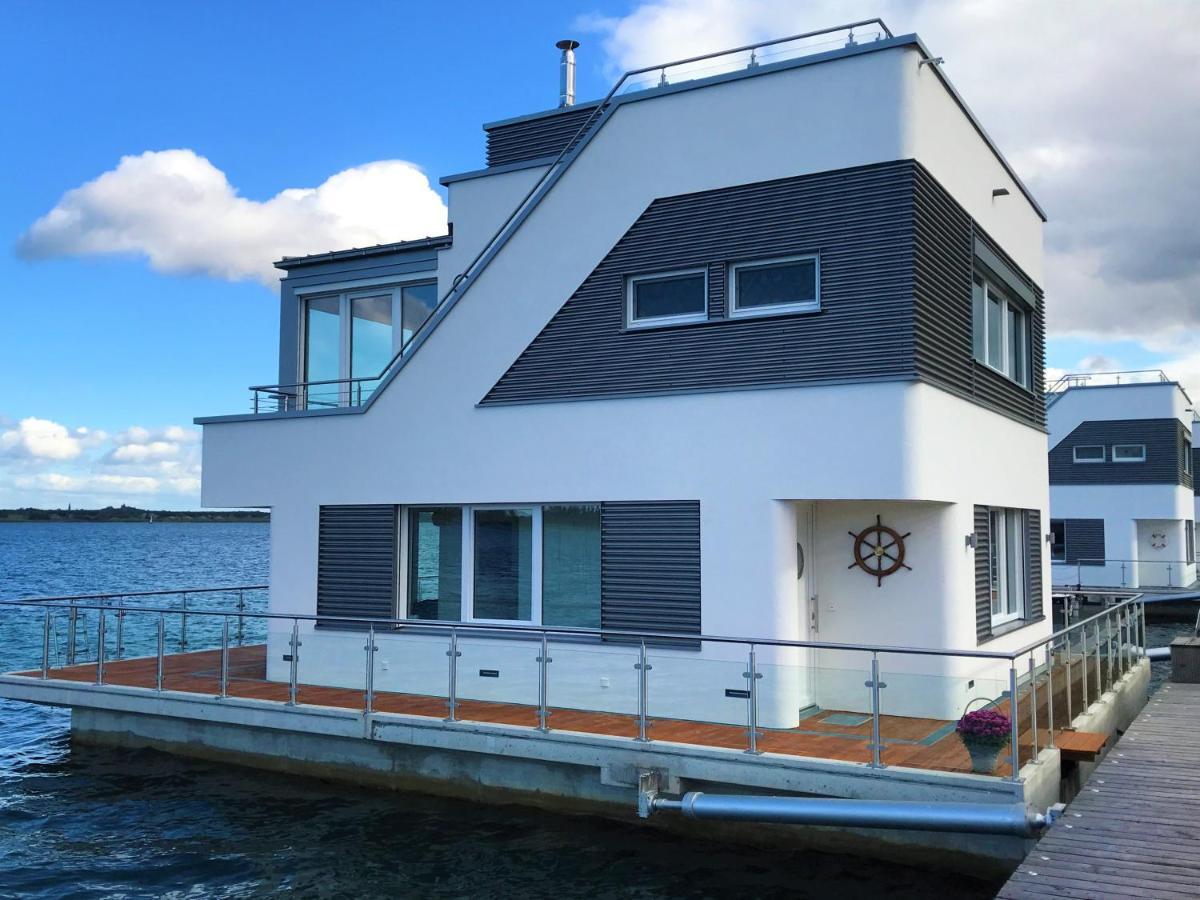 Schwimmendes Haus Robby II Villa Bitterfeld-Wolfen Luaran gambar