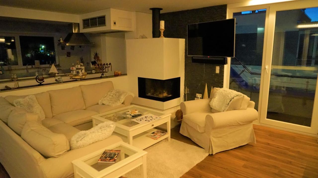 Schwimmendes Haus Robby II Villa Bitterfeld-Wolfen Luaran gambar